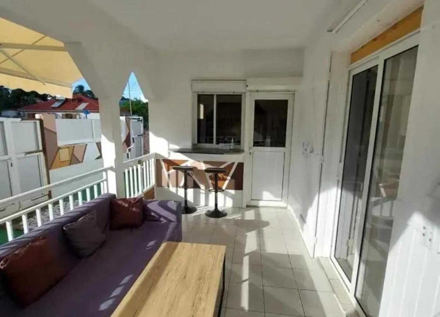 Maison Avec Piscine Privee A Baie Mahault & Proche Des Commodites